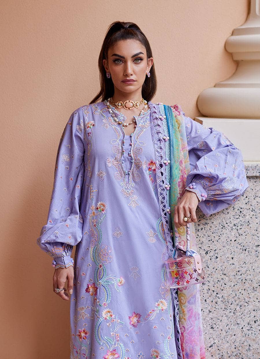 img_farah_talib_aziz_lawn_awwal_boutique