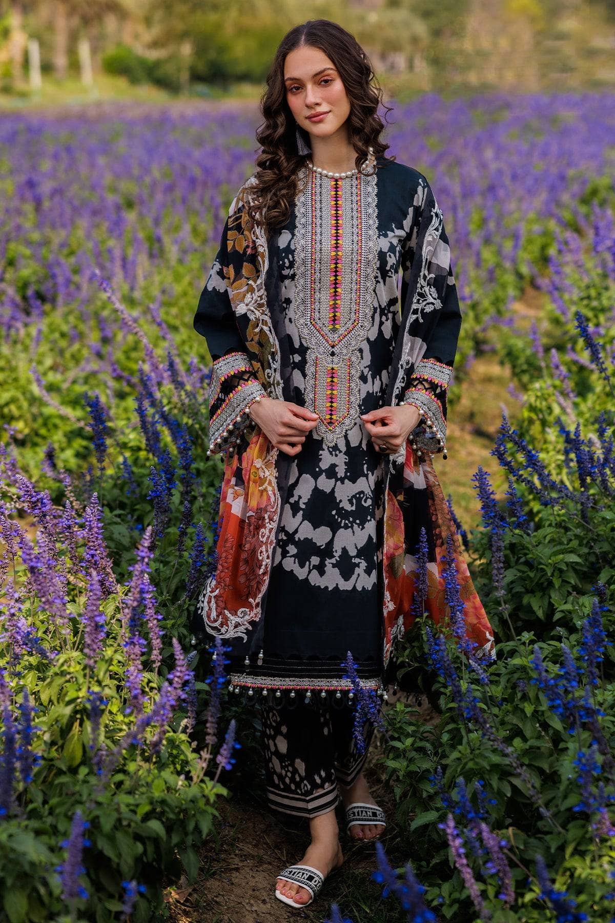 img_charizma_combination_awwal_boutique