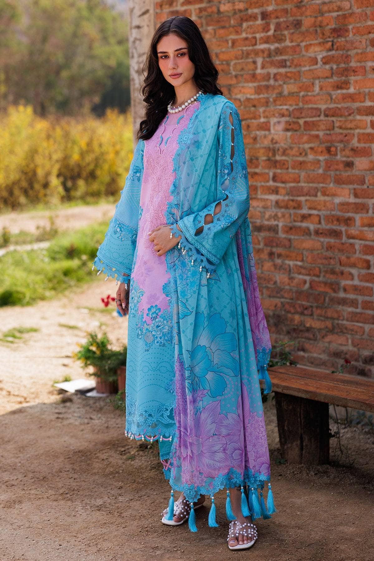 img_charizma_combination_awwal_boutique