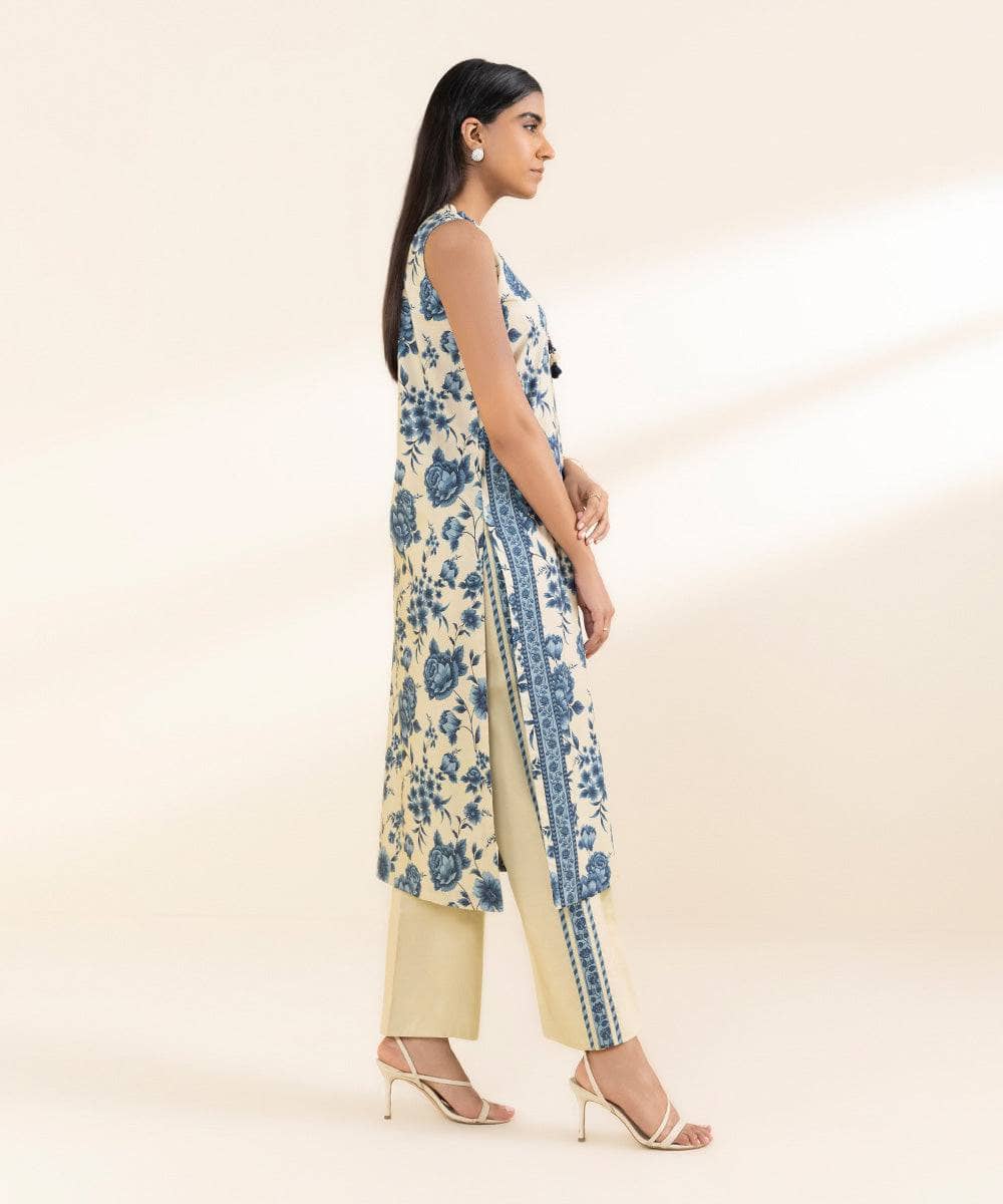 img_sapphire_lawn_awwal_boutique