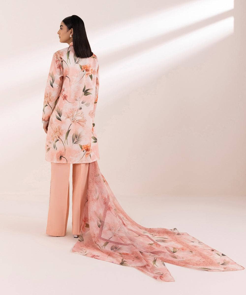 img_sapphire_lawn_24_awwal_boutique