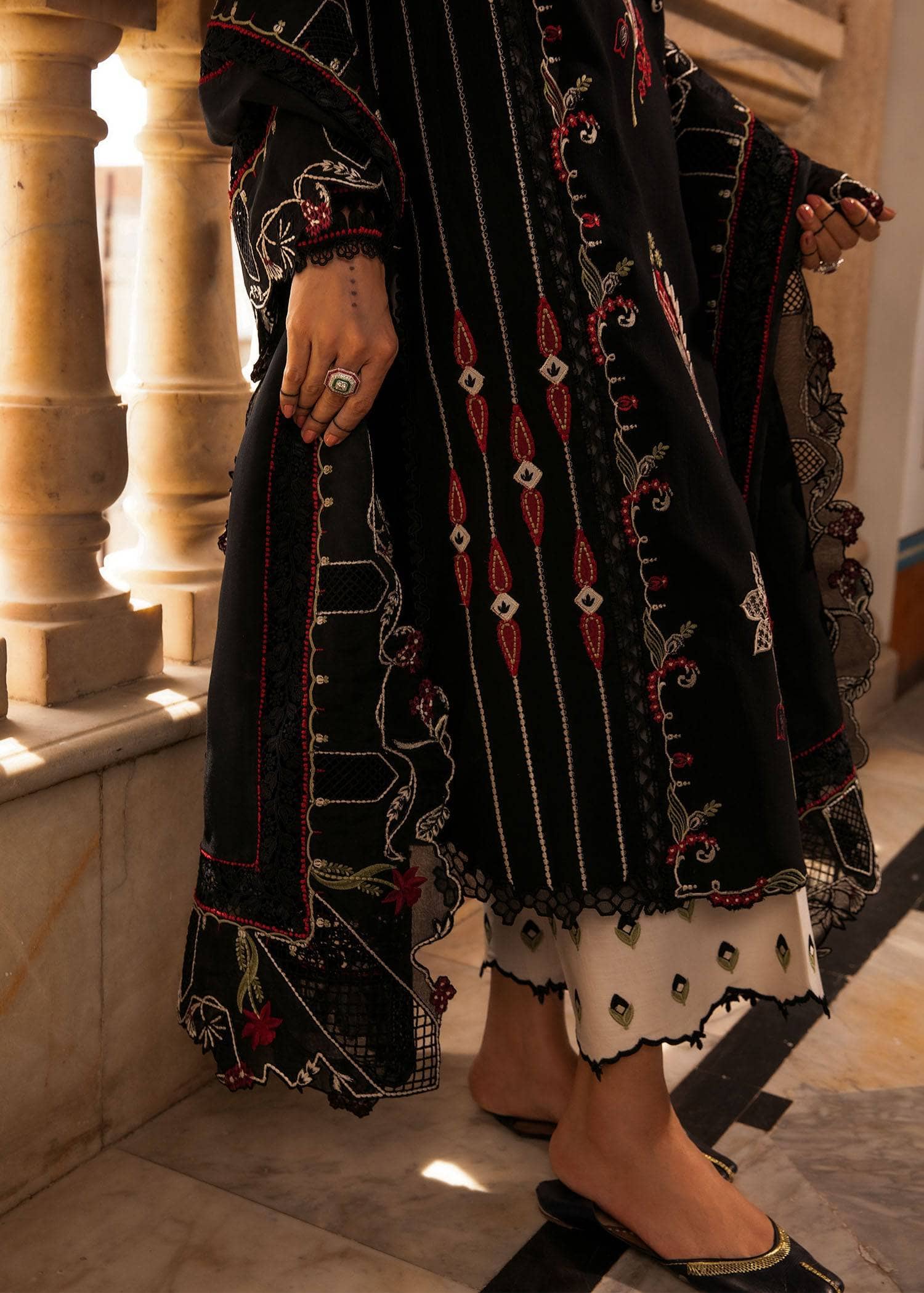 Restocked/Crimson Winter/Meenakari/Onyx