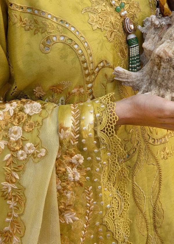 img_saira_shakira_lawn_awwal_boutique