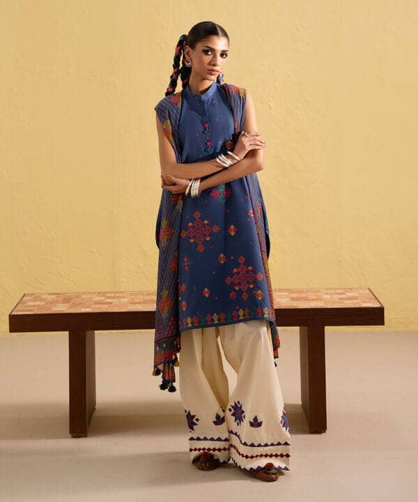Sapphire Intermix 25/Vol 2/Embroidered Lawn Suit/Blue