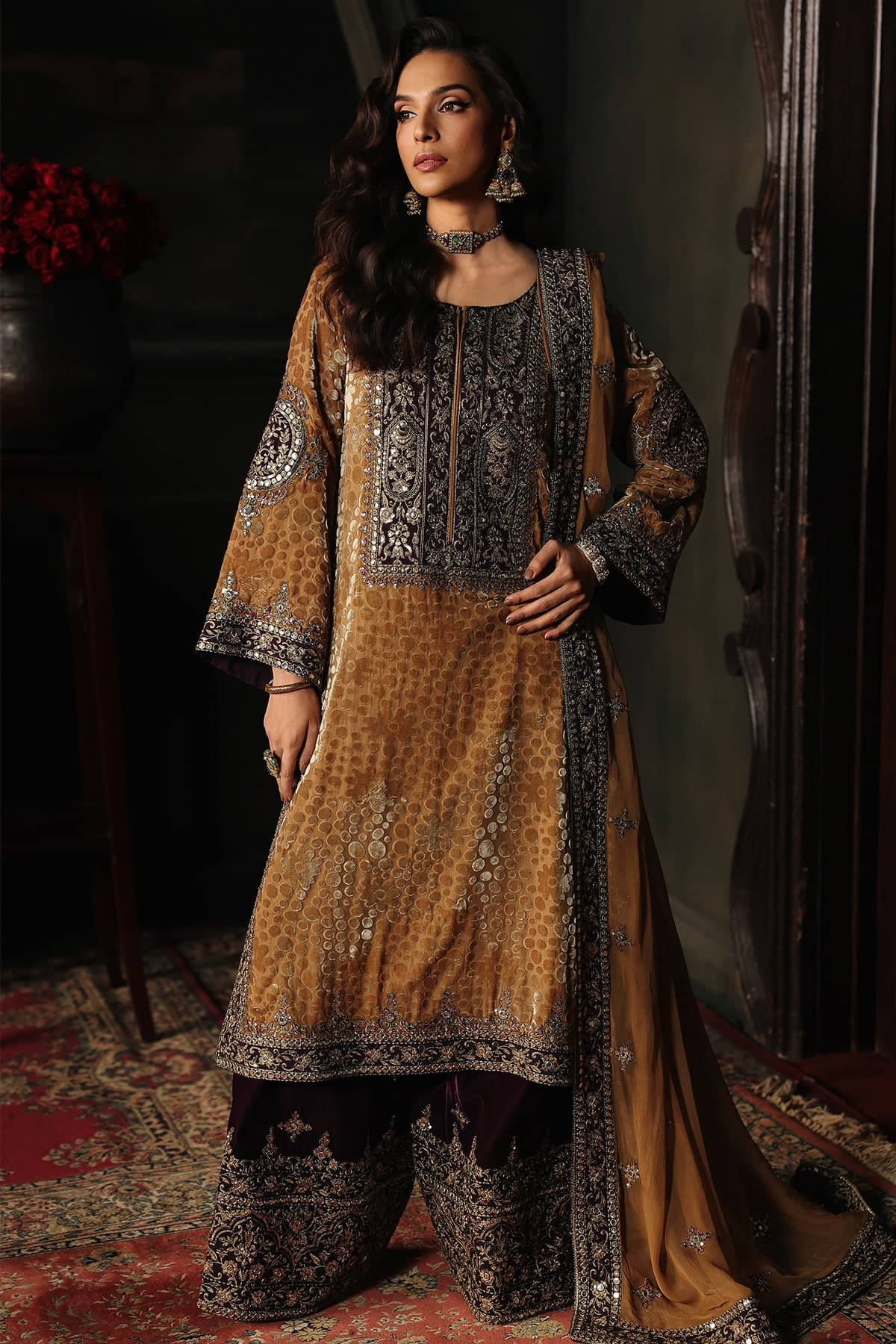 img_charizma_signora_velvet_awwal_boutique