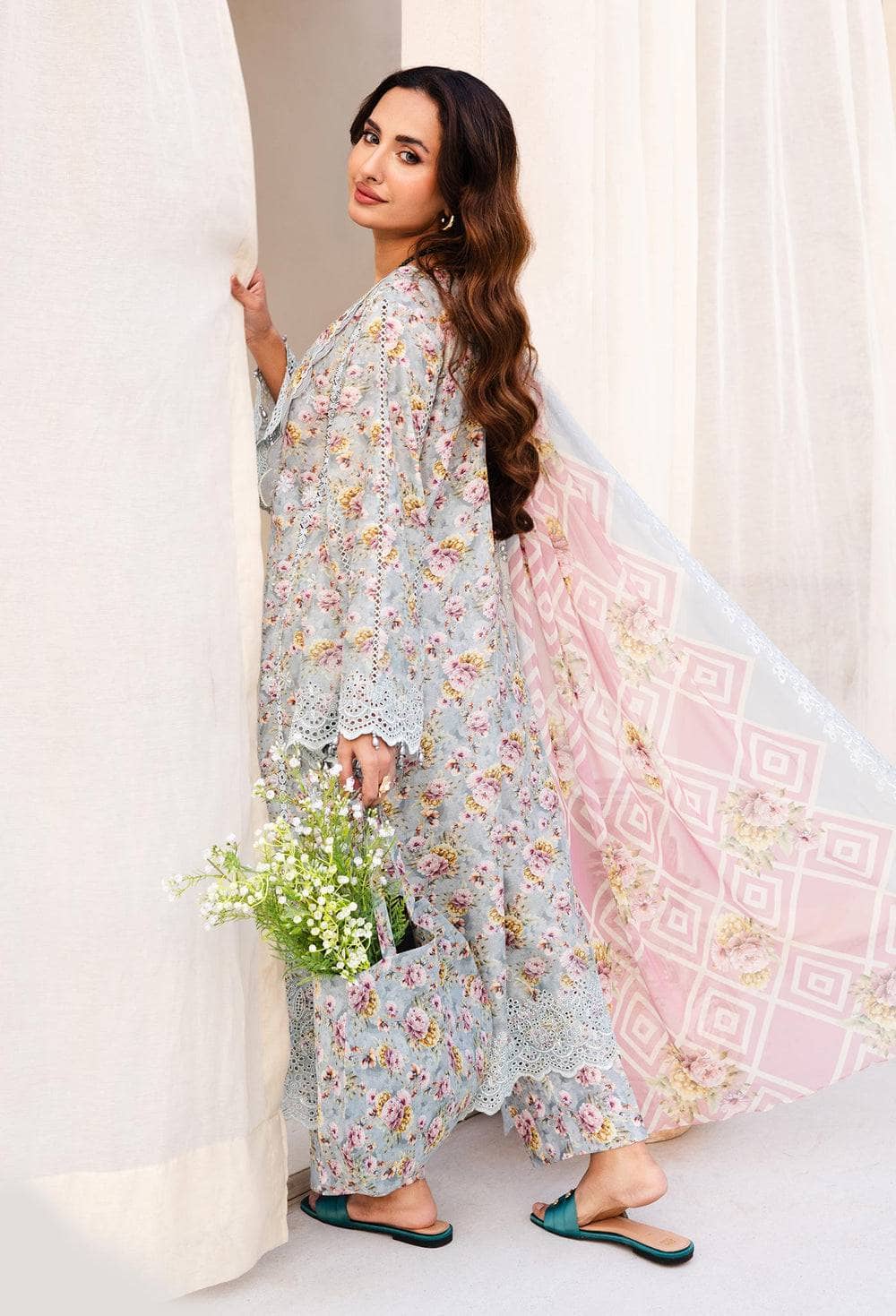 img_adans_libas_serena_awwal_boutique