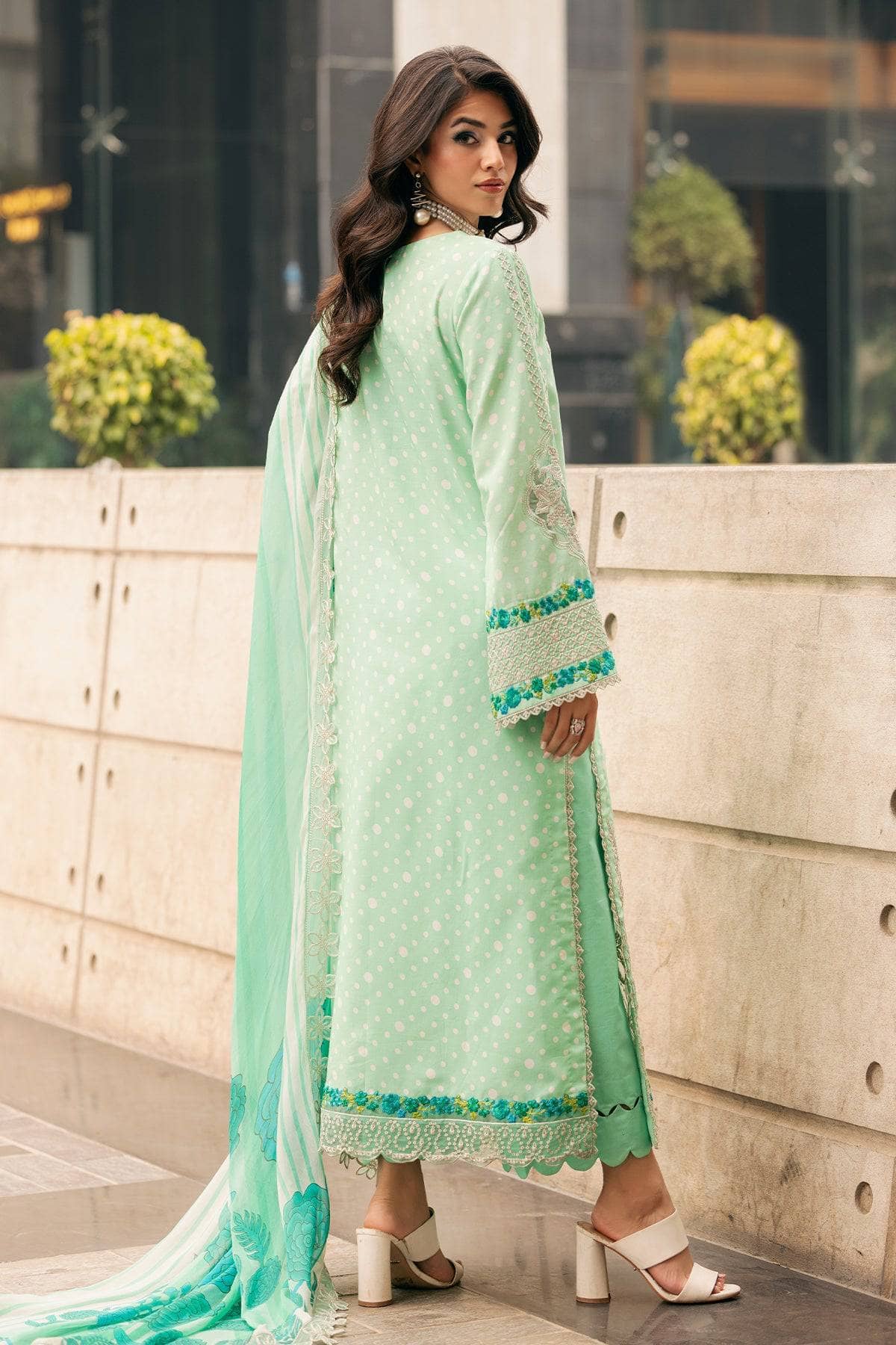 img_charizma_swiss_miss_awwal_boutique