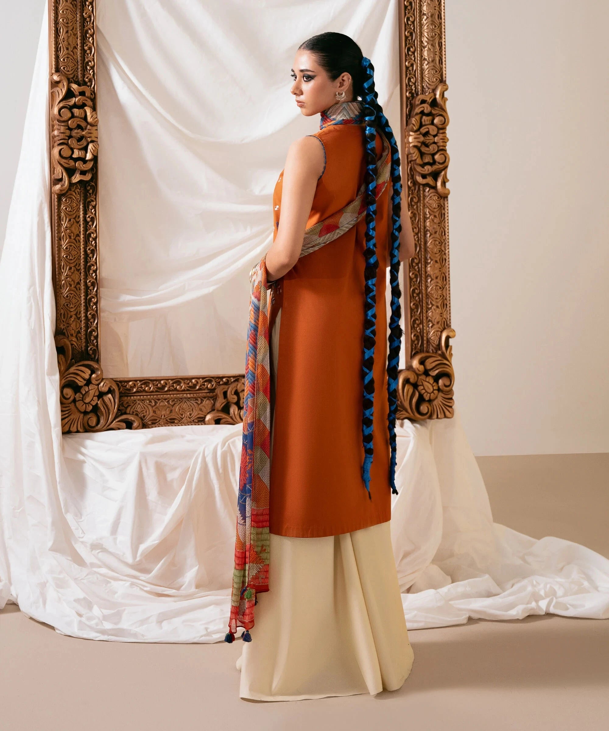 Restocked/Sapphire Intermix 25/Vol 2/Embroideried Cotton Suit/Rust