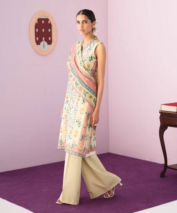 Sapphire Intermix 25/Vol 2/ Printed Cotton Suit/Coral& Beige