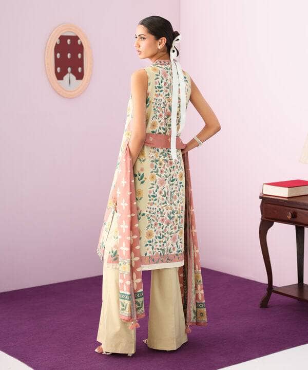 Sapphire Intermix 25/Vol 2/ Printed Cotton Suit/Coral& Beige