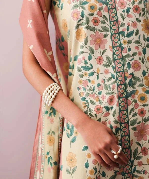 img_sapohire_intermix_lawn_awwal_boutiue