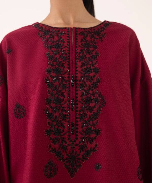 Restocked/Sapphire Intermix 25/Vol 2/Embroideried Dobby Suit/Maroon