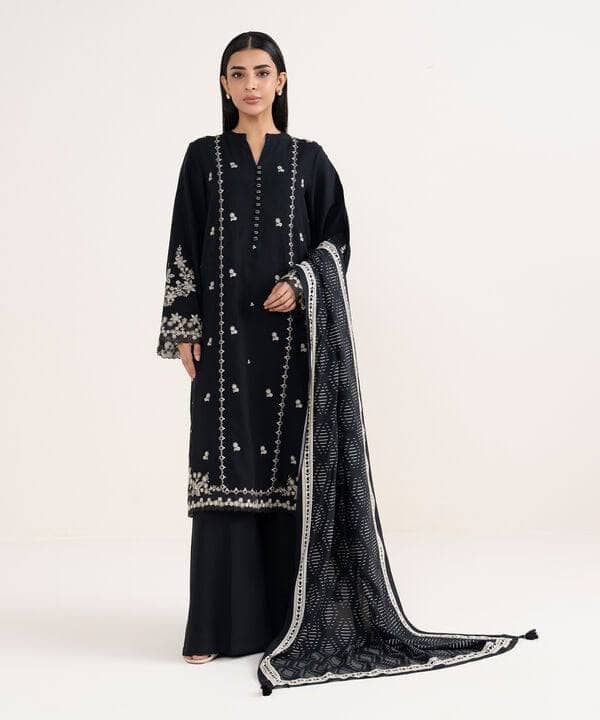 img_sapphire_pre_fall_awwal_boutique