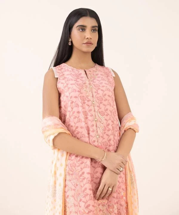 Sapphire Intermix 25/Vol 2/Embroideried Jacquard Suit/Tea Pink