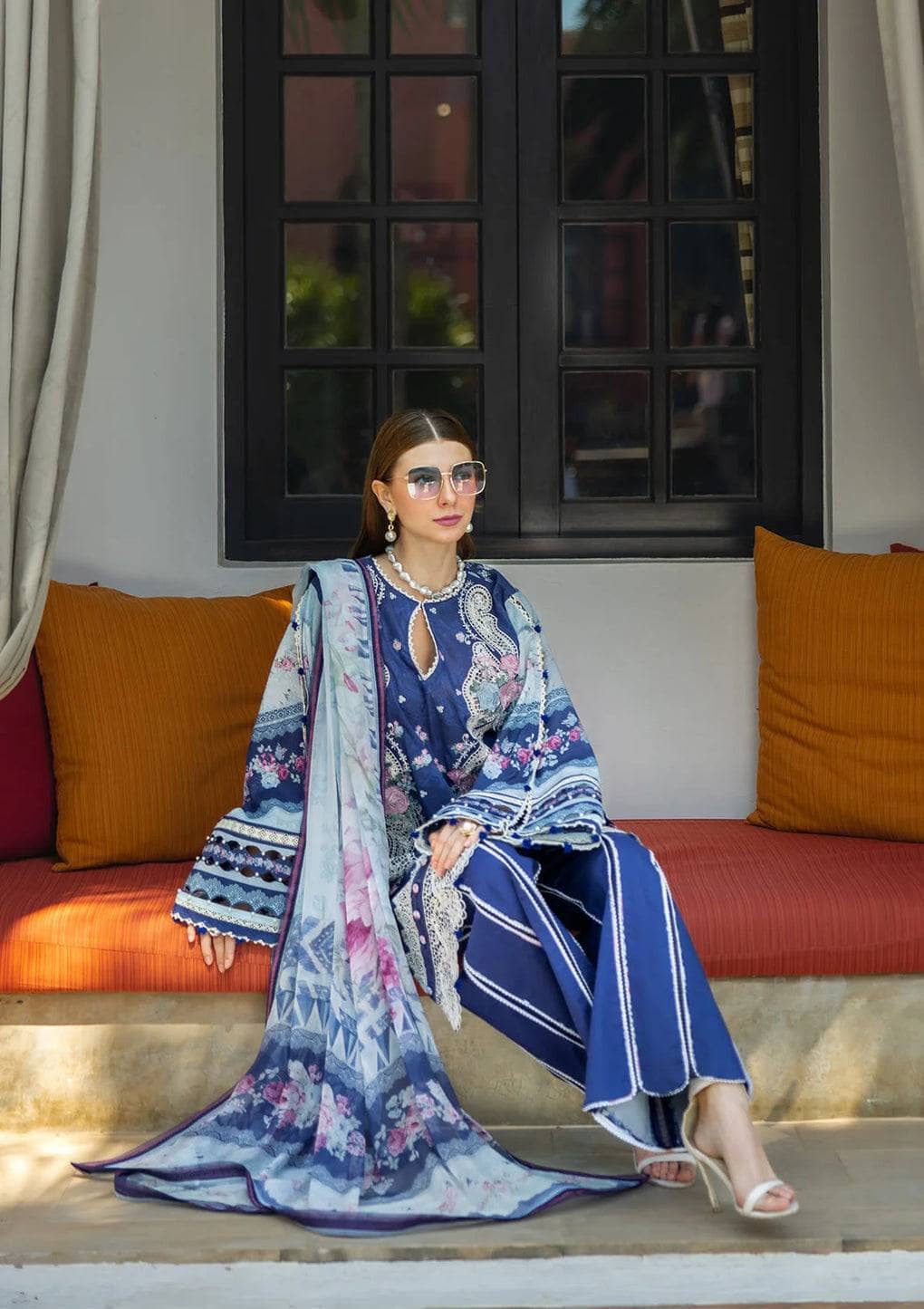 img_elaf_signature_lawn_24_awwal_boutique