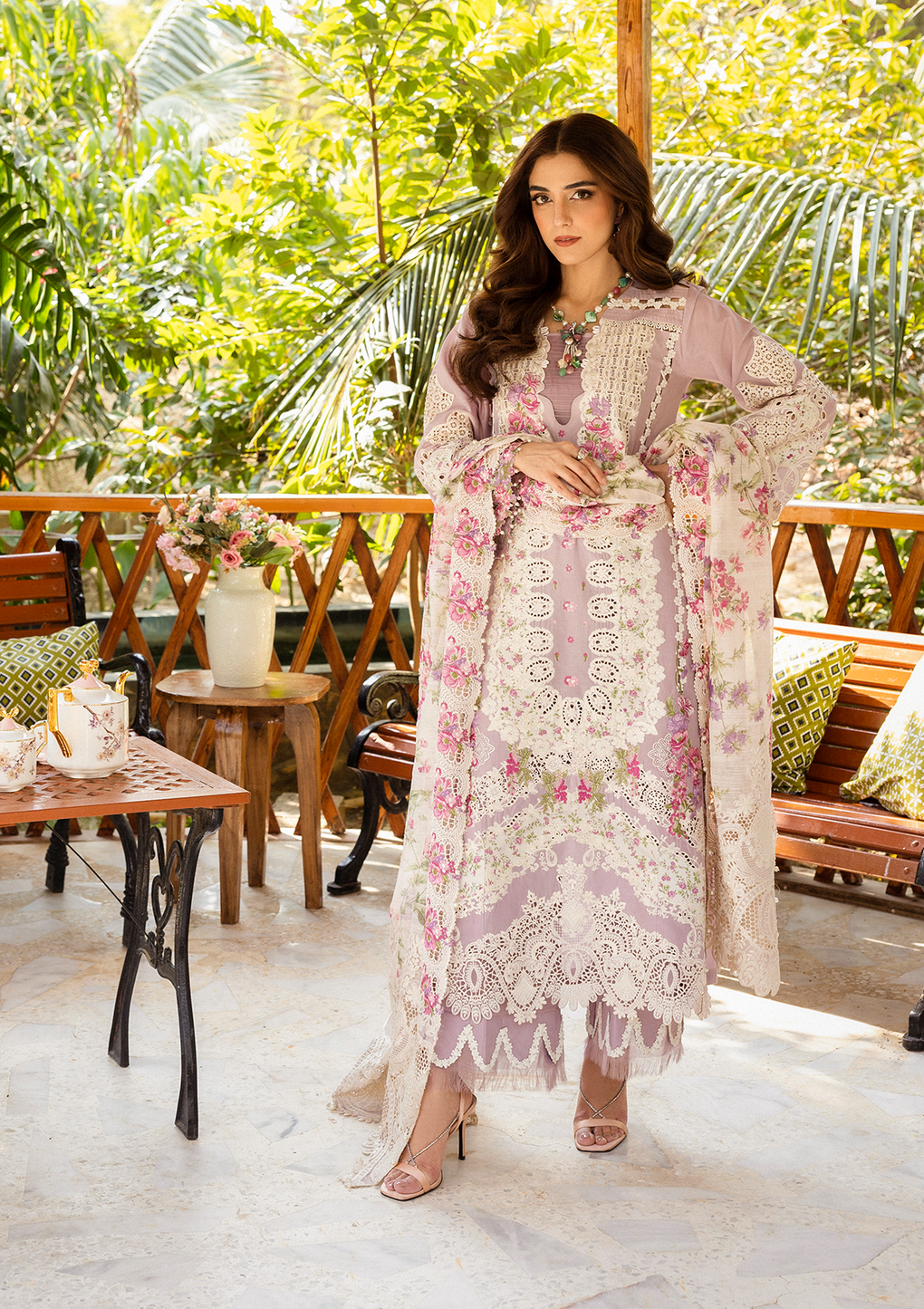 img_elaf_luxury_lawn_awwal_boutique