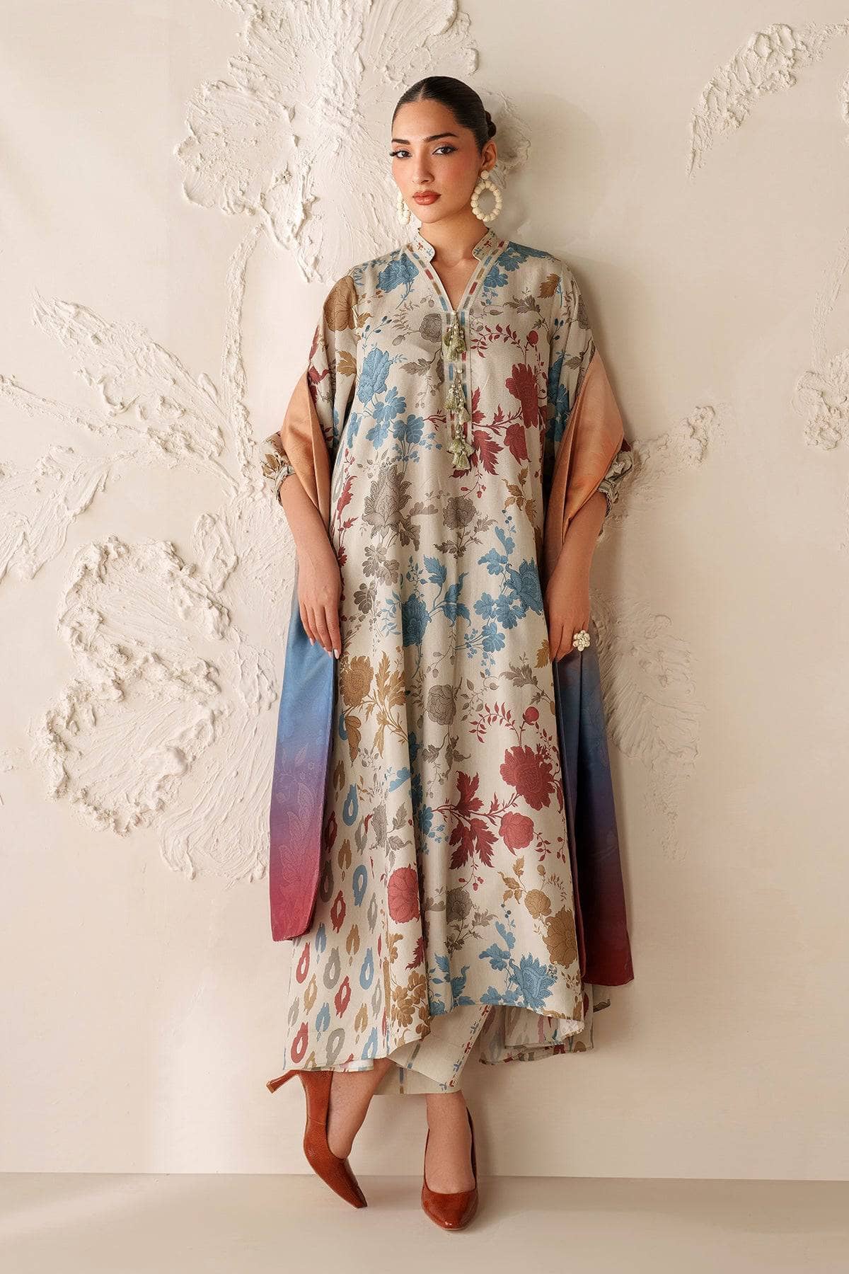 img_baroque_winter_collection_awwal_boutique