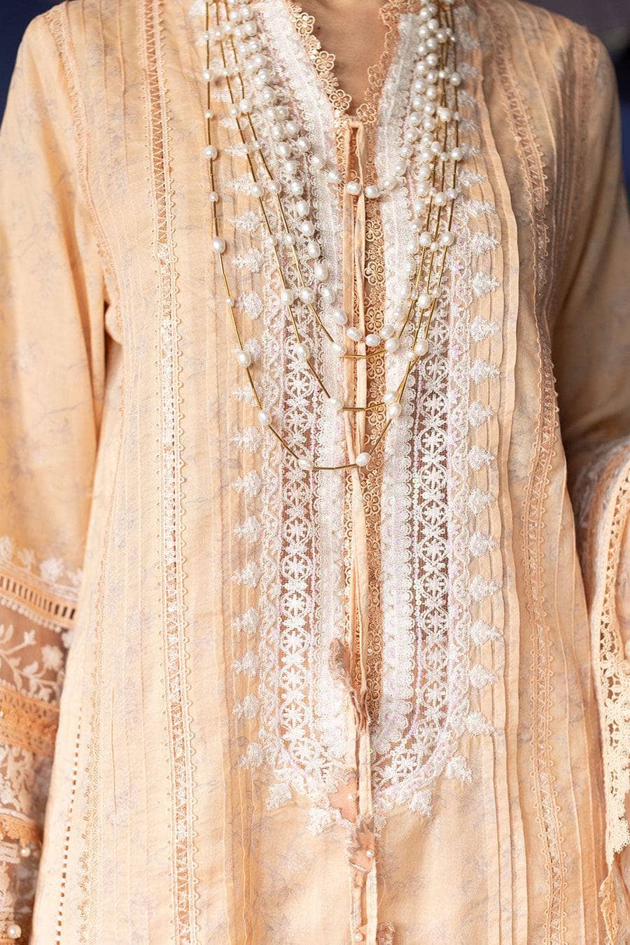 img_sobia_nazir_vital_lawn_24_awwal_boutique