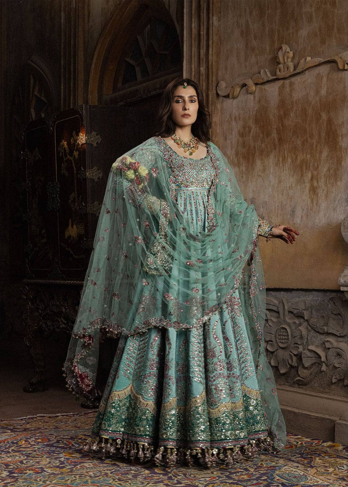 img_hussian_rehar_wedding_doll_house_bridal_awwal_boutique