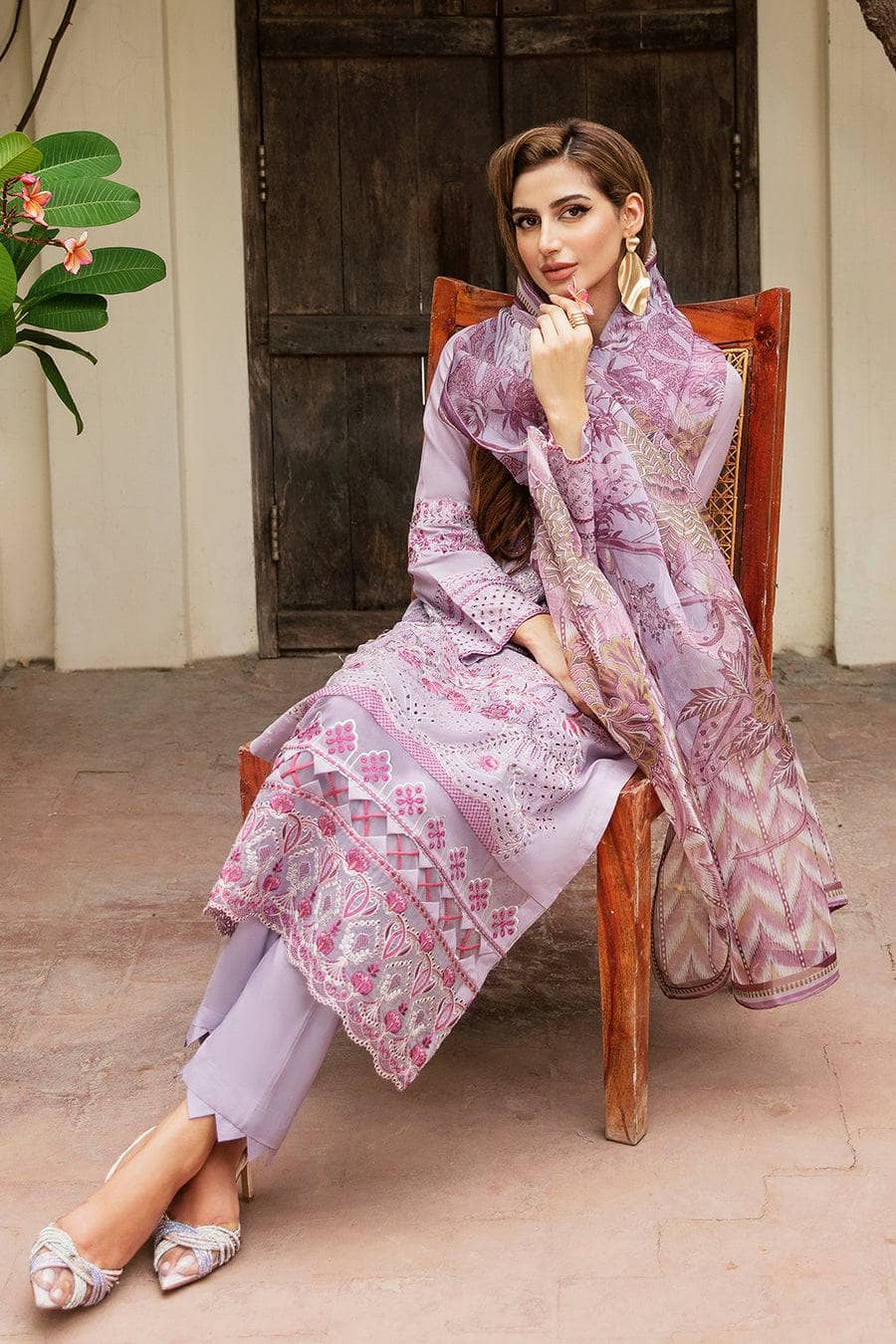 img_ramsha_riwayat_lawn_24_awwal_boutique