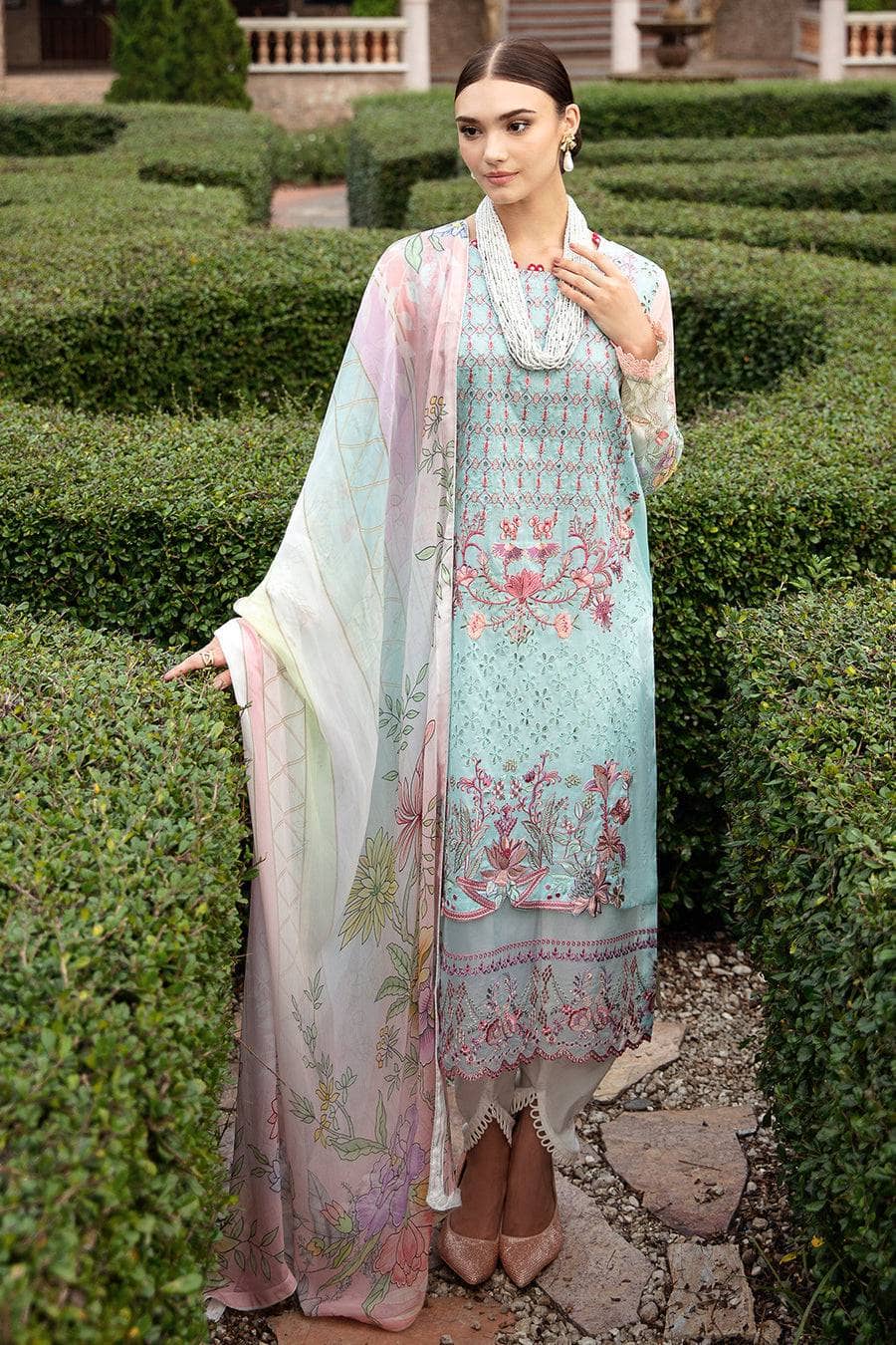 img_ramsha_lawn_awwal_boutique