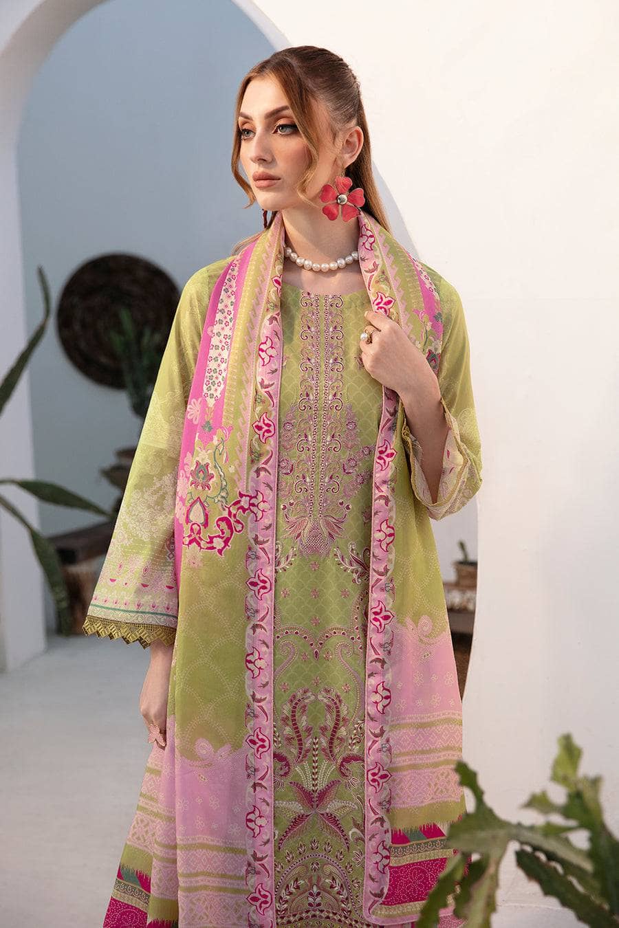 img_ramsha_ghazal_lawn_awwal_boutique