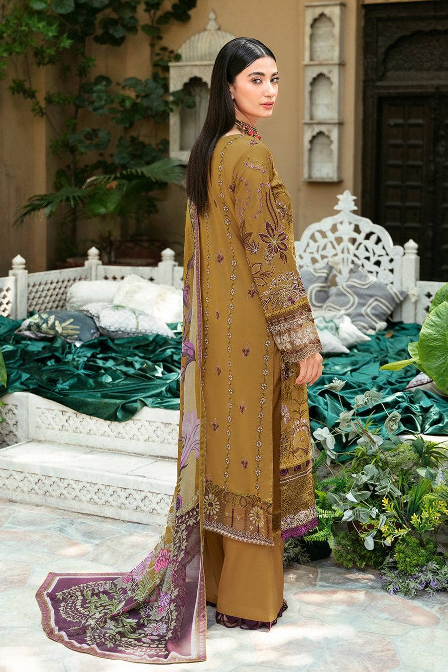 img_ramsha_mashaal_silk_dupatta_lawn_awwal_boutique