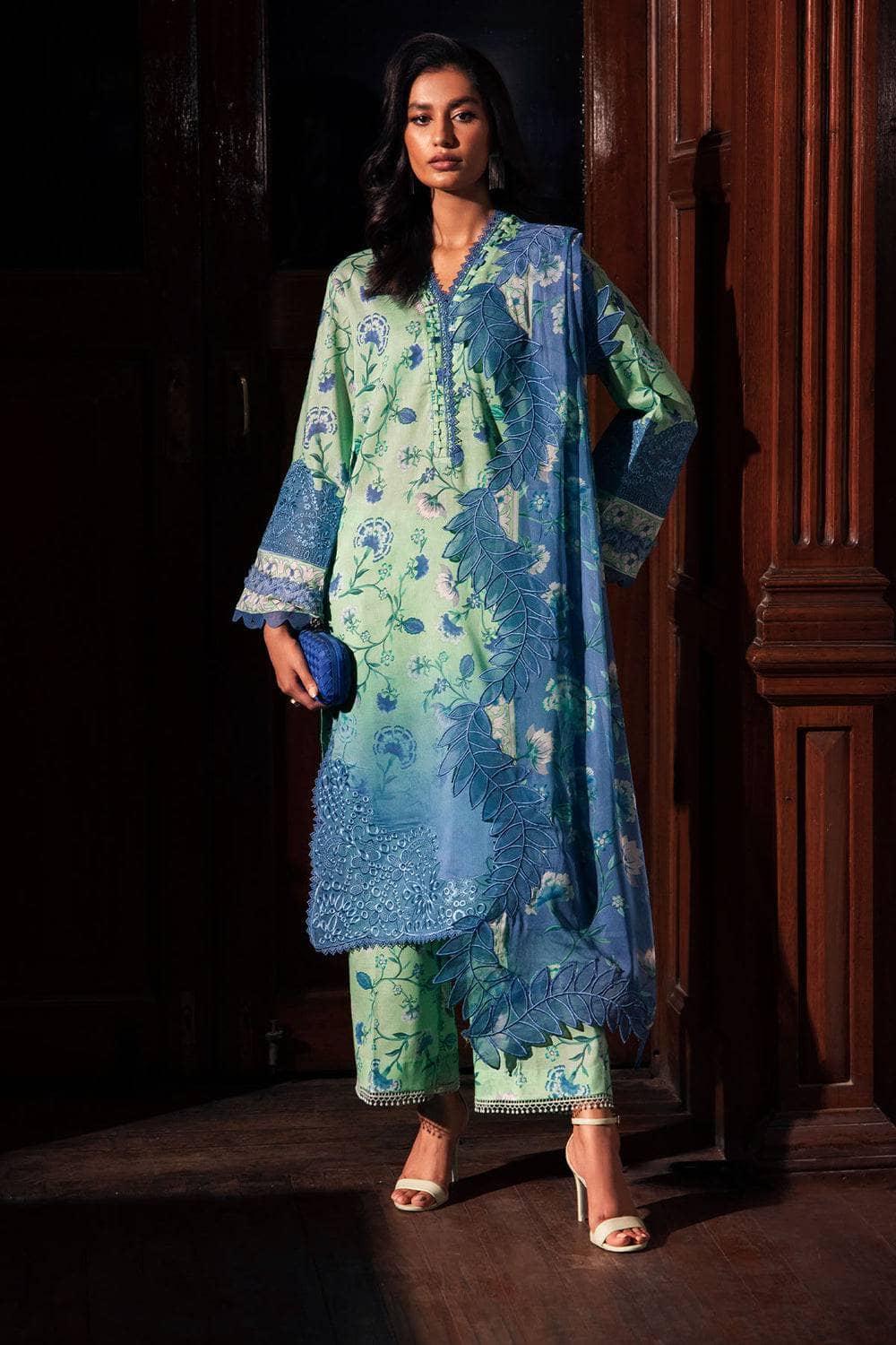 img_nureh_glam_girl_awwal_boutique