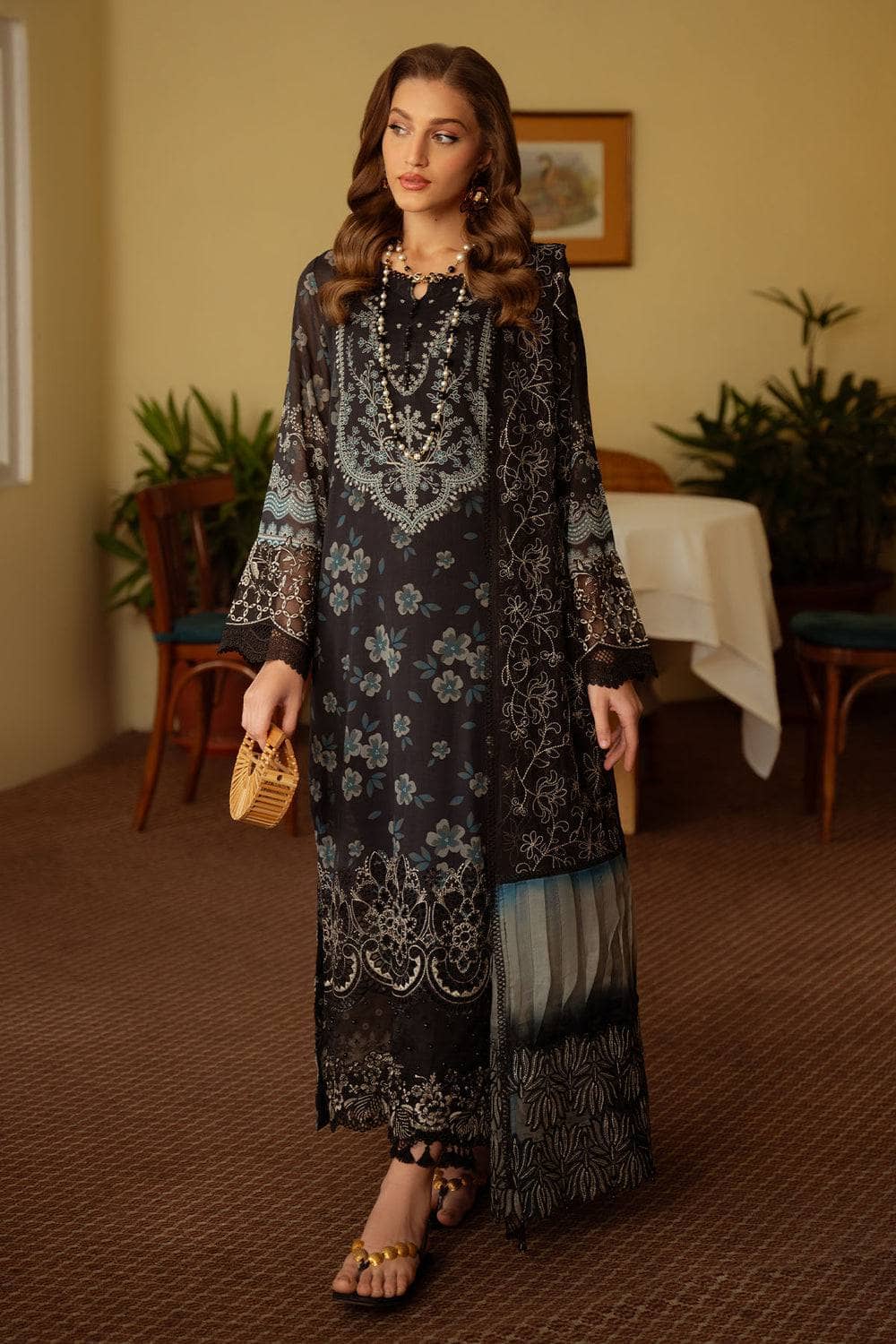 img_nureh_maya_swiss_lawn_awwal_boutiue