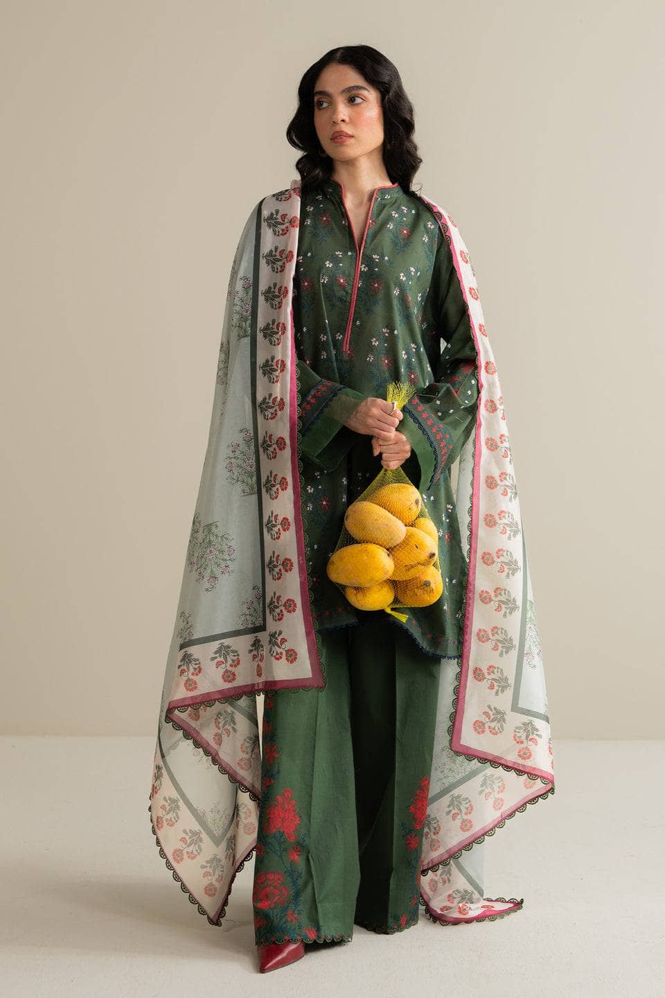img_zara_shahjahan_coco_prints_awwal_boutique
