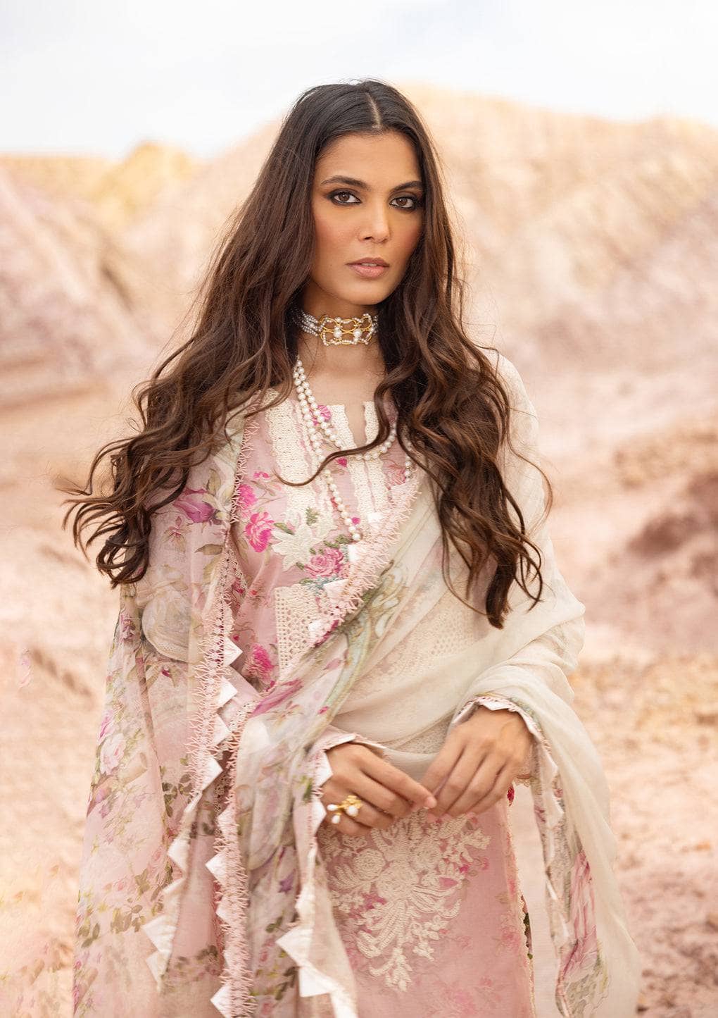 img_elaf_signature_lawn_23_awwal_boutique