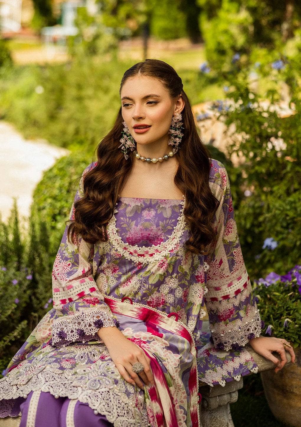 img_elaf_chikankari_awwal_boutique