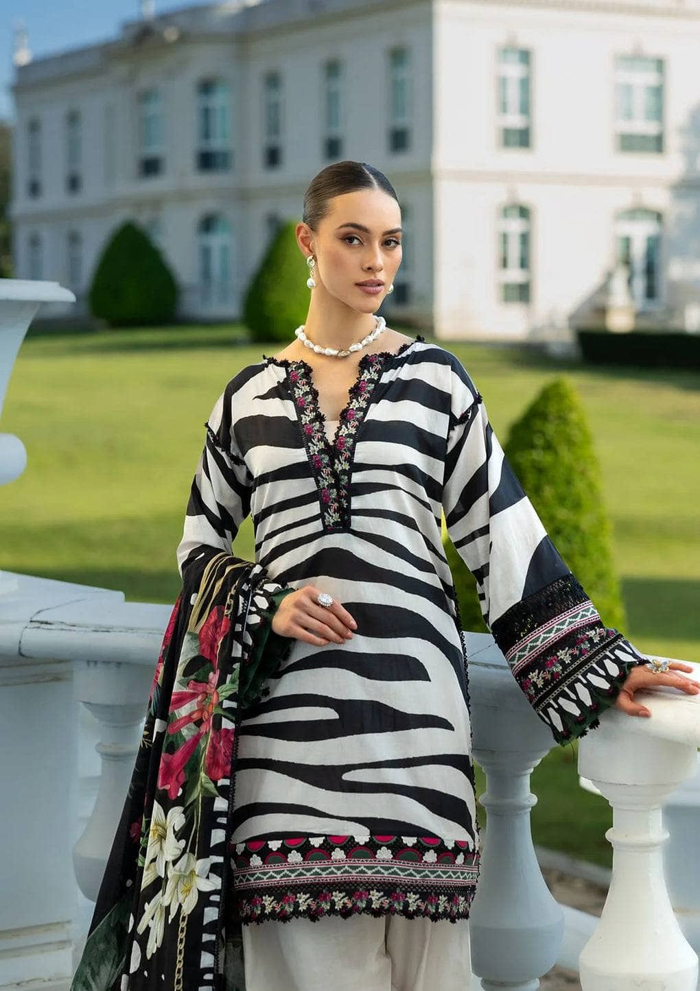 Restocked/Elaf Prints 25/EPE-02A CHARLOTTE