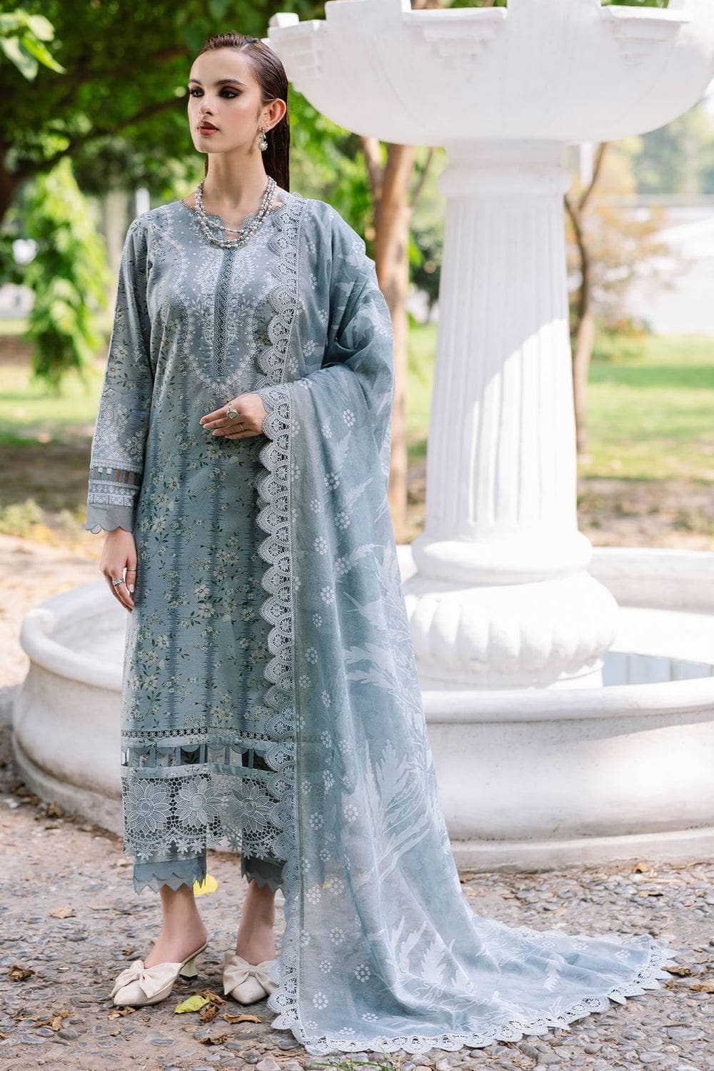 img_nureh_daily_delight_lawn_awwal_boutique