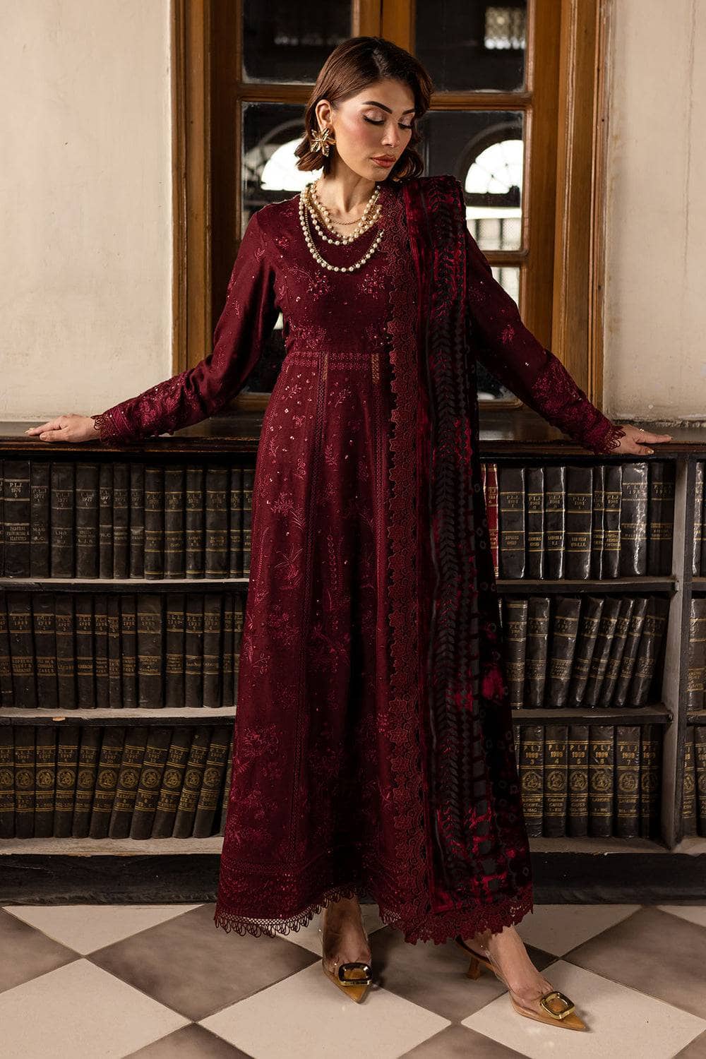 img_nureh_exclsuive_velvet_shawl_collection_awwal_boutique