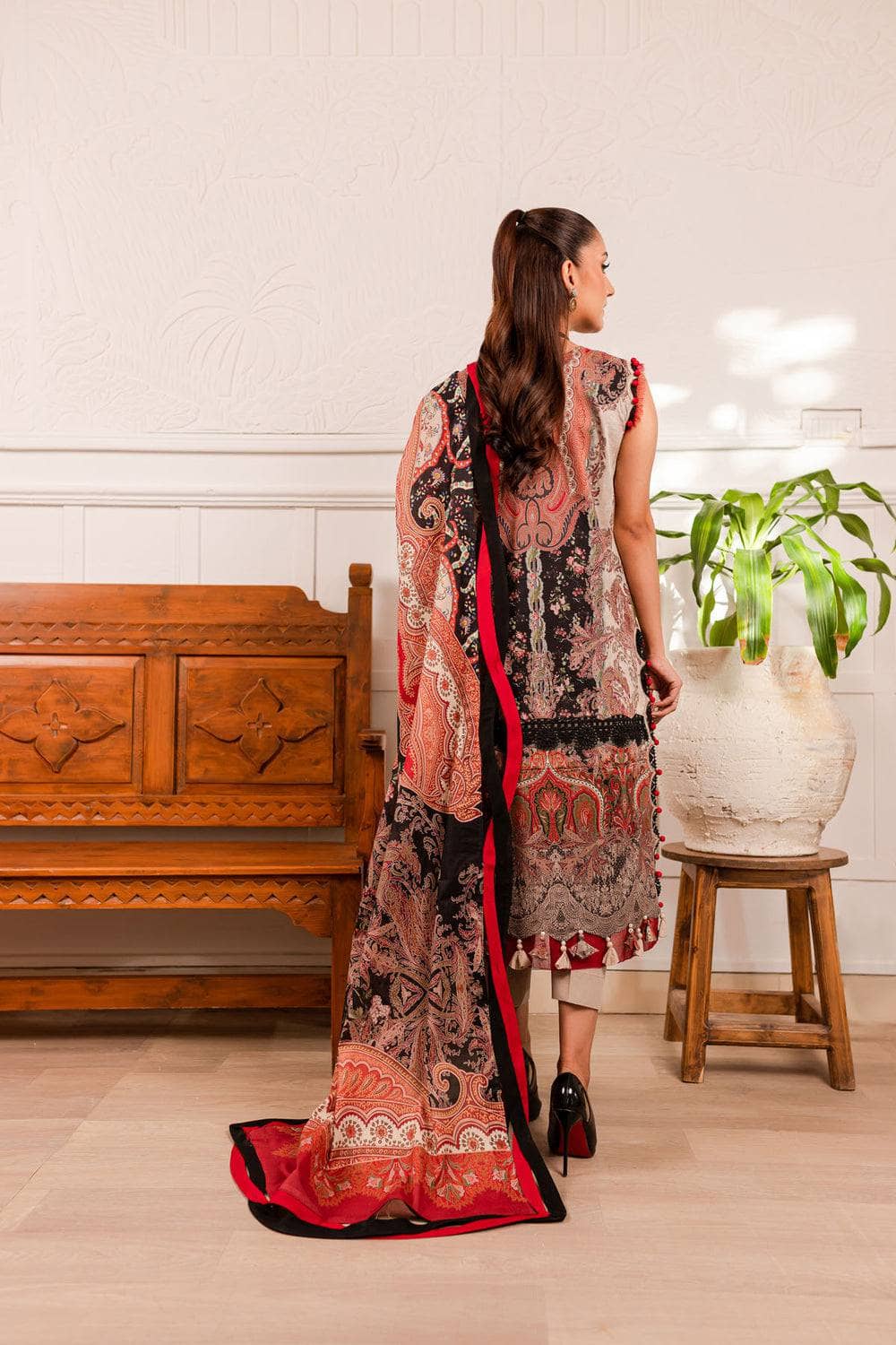 img_firdous_cambric_prints_awwal_boutique