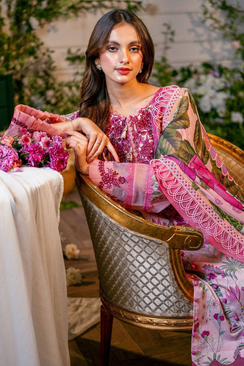 img_jade_flora_24_awwal_boutique