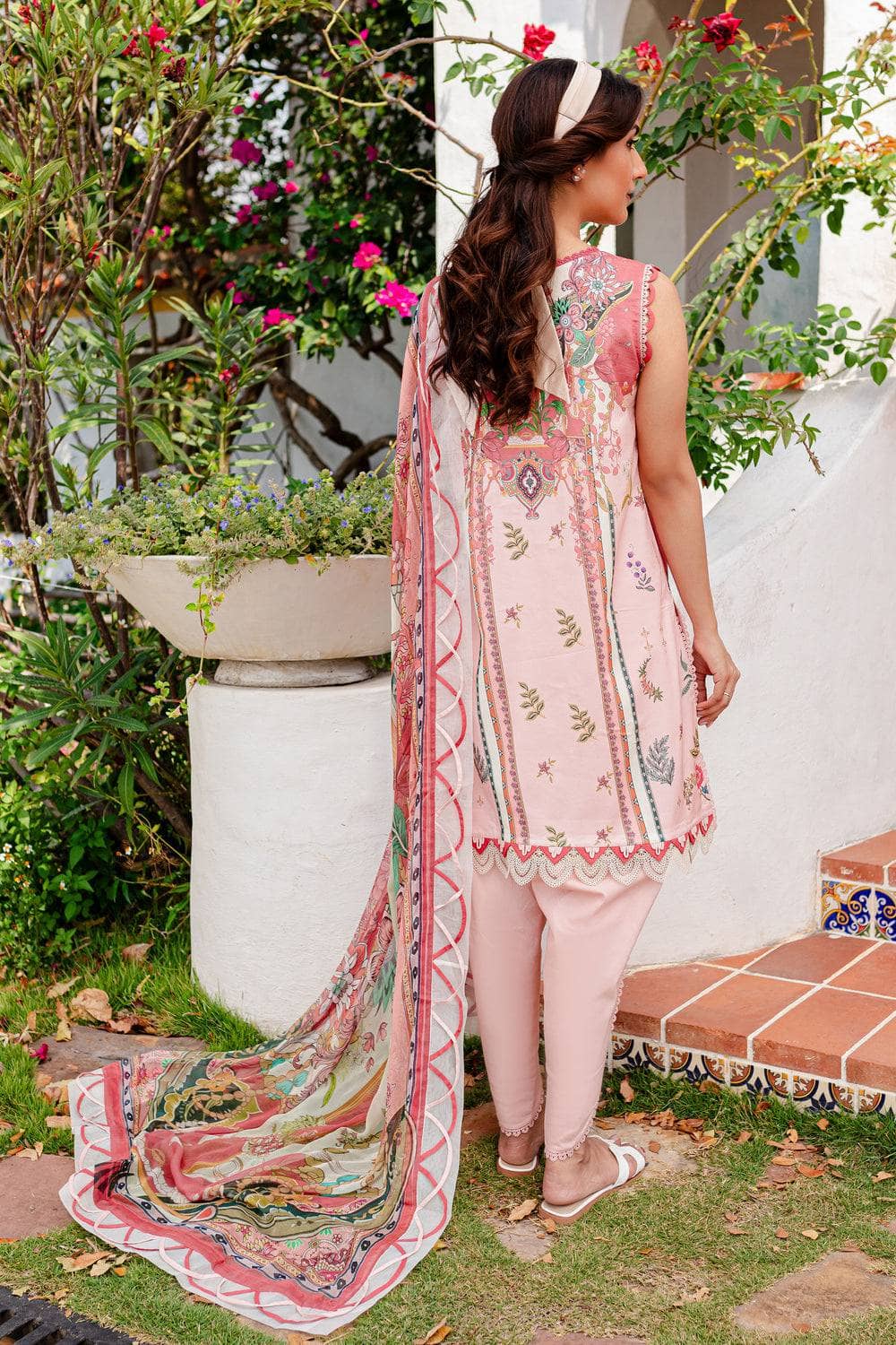 Img_jade_urban_awwal_boutique