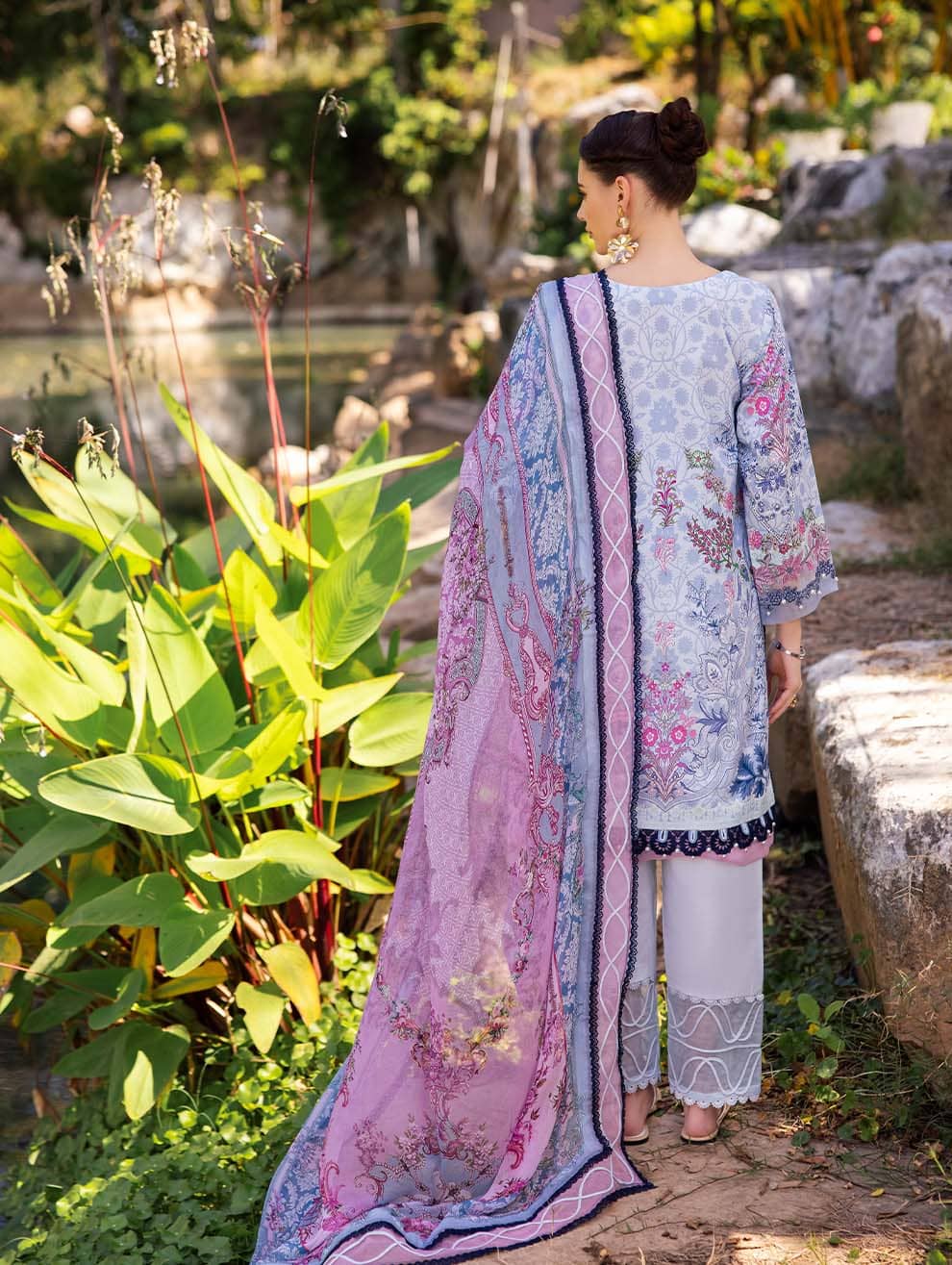 img_jade_bliss_lawn_awwal_boutique