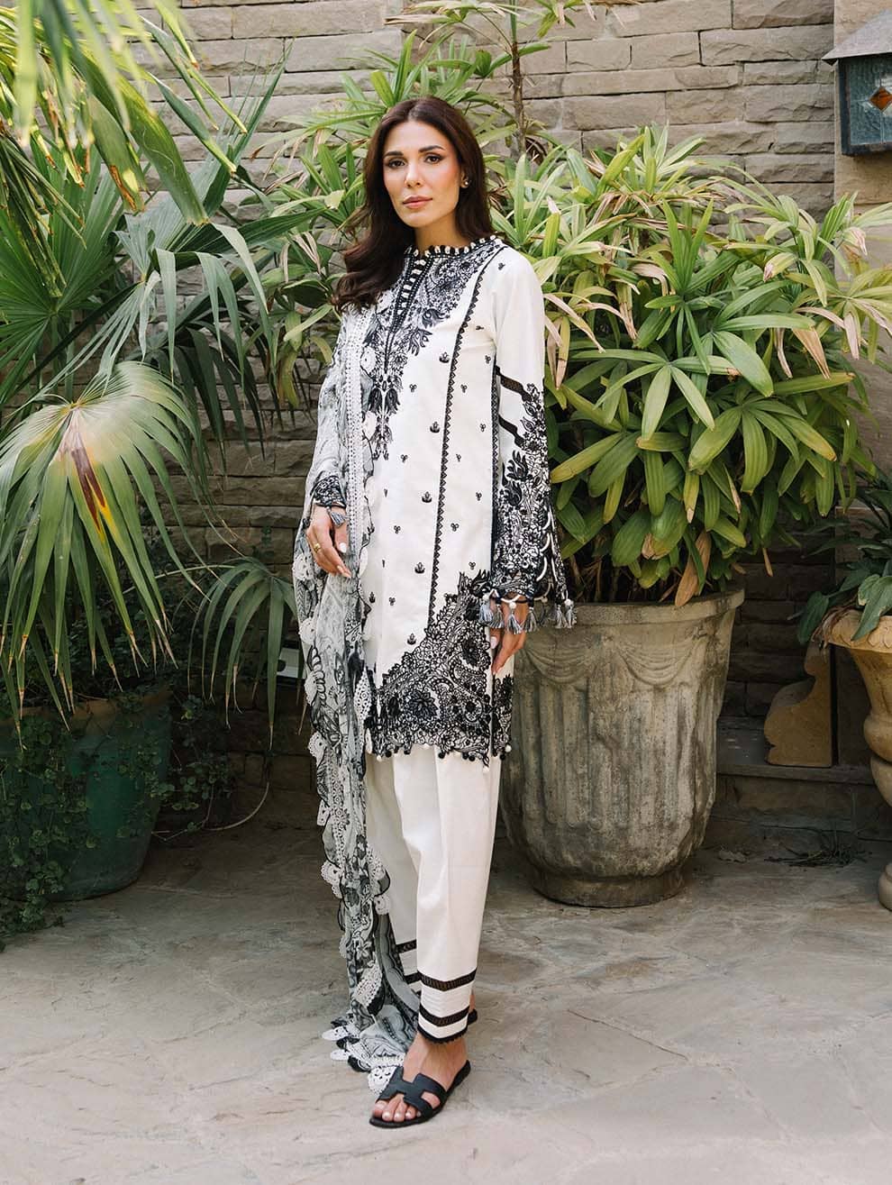 img_jade_lawn_awwal_boutique