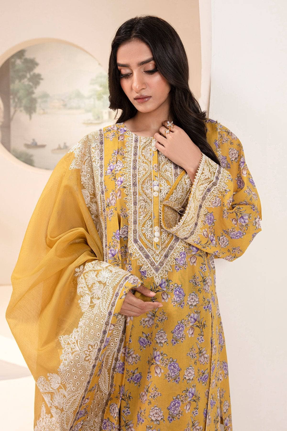 img_baroque_lawn_23_awwal_boutique