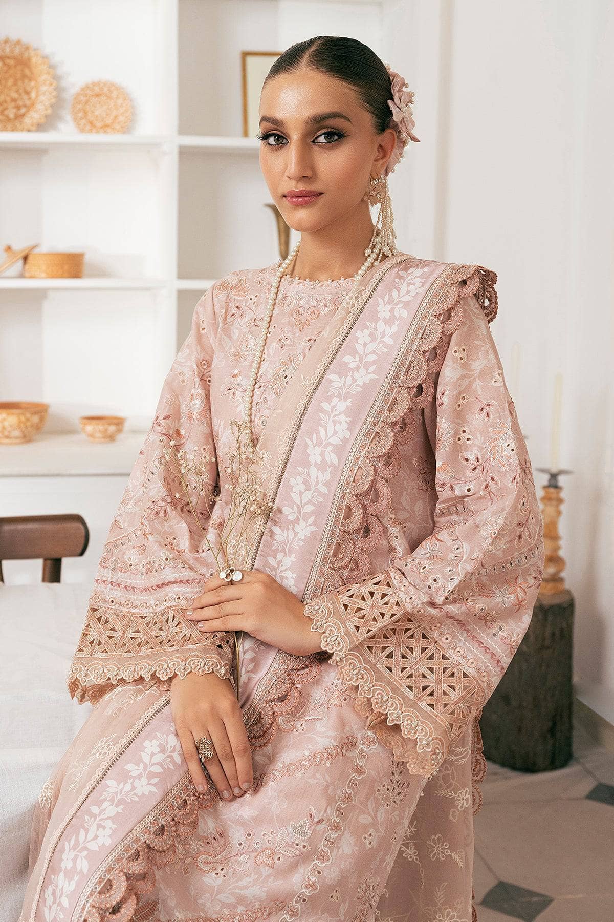 img_baroque_swiss_voil_awwal_boutique