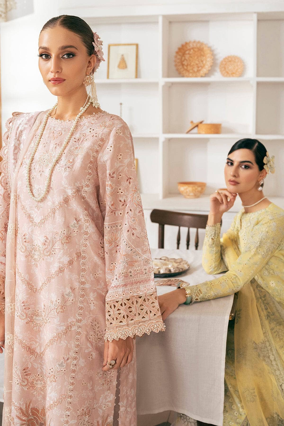 img_baroque_swiss_voil_awwal_boutique