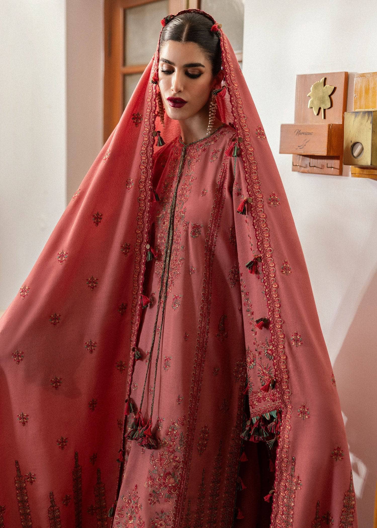Restocked/Hussain Rehar Karandi 24/Tulle/Carrot Pink