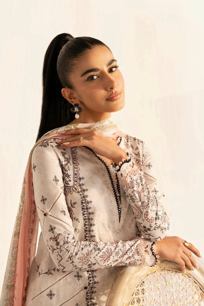 img_qalamkar_q_print_awwal_boutique