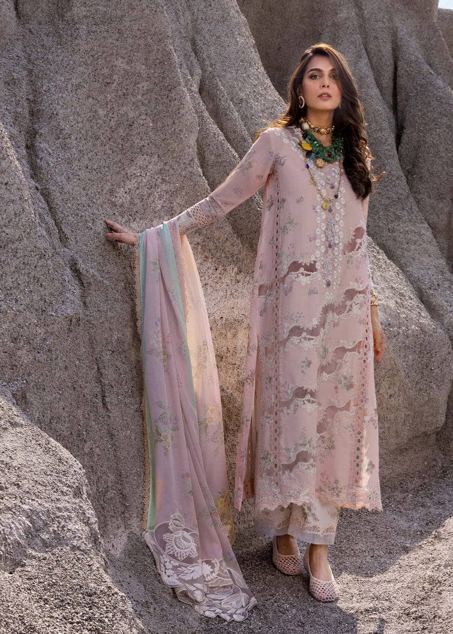 img_saira_shakira_lawn_awwal_boutique