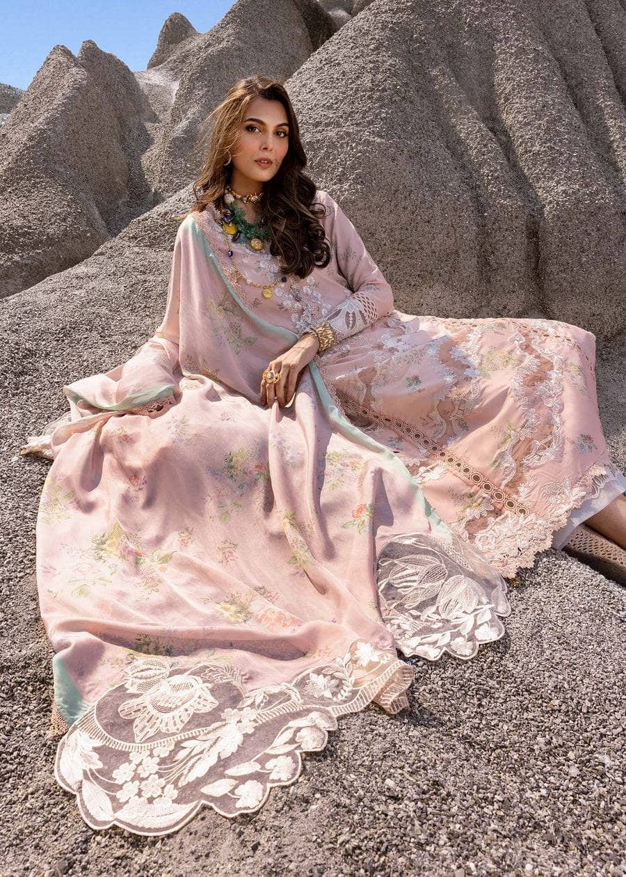 img_saira_shakira_lawn_awwal_boutique