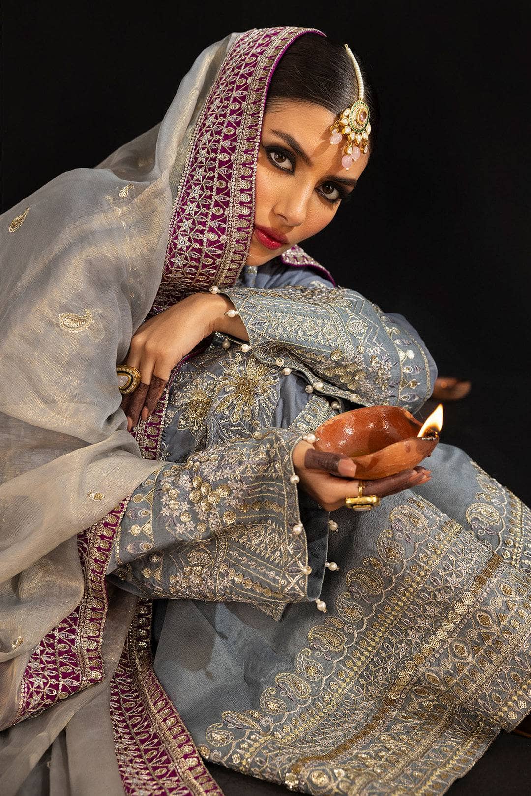 img_nureh_velvet_awwal_boutique