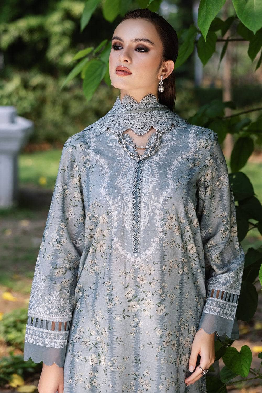 img_nureh_daily_delight_lawn_awwal_boutique