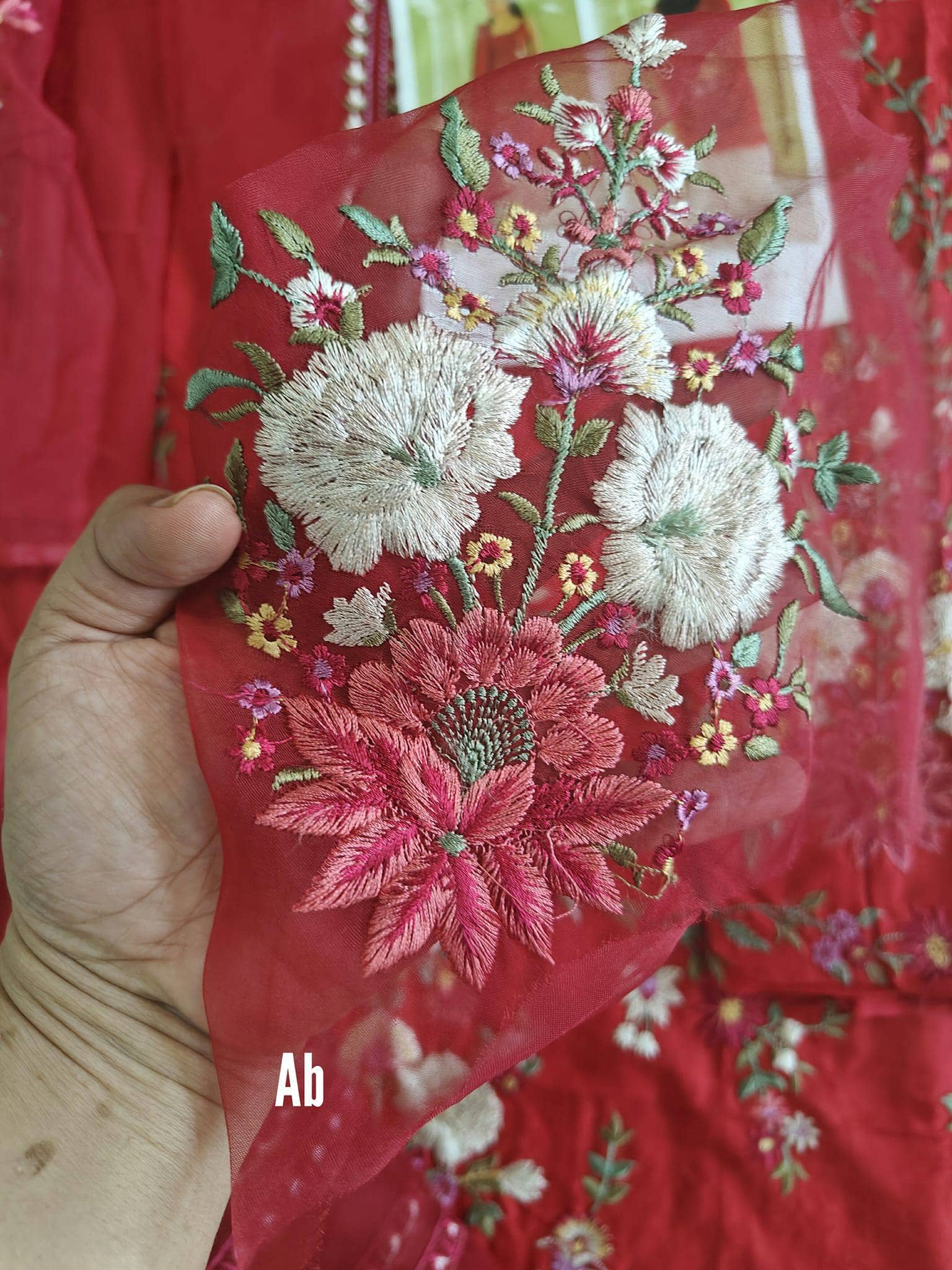 img_zara_shahjahan_lawn_23_awwal_boutique